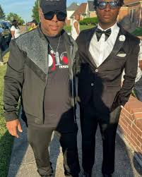 Happy 18th birthday to my son LeVelle Salter Jr. Love you, LJ! 🥳🥳🥳🥳