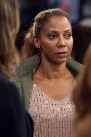 The longest night of rain. Holly Robinson As Rachel Wilson Law Order Svu Season 21 Episode 12 Tv Fanatic