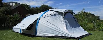 May 15, 2021 · gute zelte sind zu finden beispielsweise von vaude (vaude 2 personen zelt), dem bekannten hersteller jack wolfskin (jack wolfskin zelt 2 personen) und auch zelte von decathlon unter der eigenmarke quechua (quechua zelt 2 personen zelt) sind sehr gut und eignen sich bestens für schöne wanderausflüge und schöne nächte in der natur. Praxistest Decathlon Zelt Fresh Black Air Seconds Familiy Hiking Blog