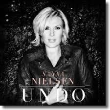 Sweden's eurovision star sanna @officialnielsen is on course for her first ever uk hit this sunday. Sanna Nielsen Mit Dem Song Undo