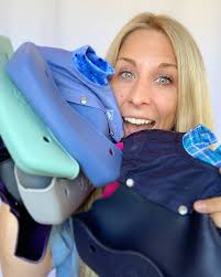 Parents + Baby Bibs 👶🏼 (@thelittlemonkeycompany) · Instagram 照片和视频