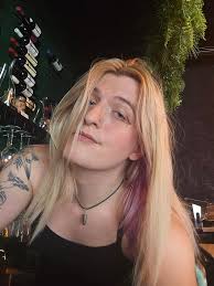 Tessa Marley-Becker (@BeckertheJourno)