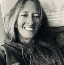 Please welcome Deputies Amanda Canary and Halley Shelton-Overfield! They  recently completed training and received their Oaths of Office. Both  deputies will be assigned to Third Shift. Deputy Shelton-Overfield has  previous experience in