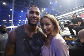 Yoka won the gold over the british boxer joe joyce in the super heavyweight division at the 2016 olympic games, getting france the first super heavyweight. Tony Yoka Et Estelle Yoka Mossely Retrouvent San Francisco L Equipe