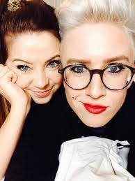 Carla Bates's Instagram, Twitter & Facebook