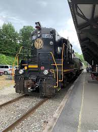 Things to Do in Connecticut: Ride the Naugatuck Railroad - Railroad.net