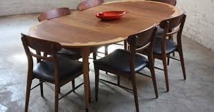 Splendid Lane Acclaim Mid Century Modern Expandable Round Dining Table And Chairs U S A 1960s Round Dining Table Modern Midcentury Modern Dining Table Dining Table Design Modern