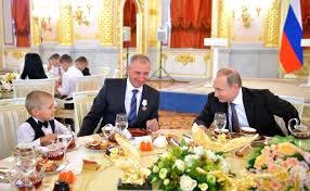 Russian president vladimir putin and his wife, lyudmila, have announced their divorce after 30 years of marriage. Kremlin S Kids Giant Family Portraits With Vladimir Putin Wired