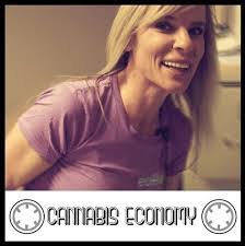 Jamie Perino's Instagram, Twitter & Facebook