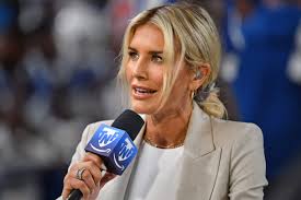 Charissa Thompson should be fired for making up sideline reports