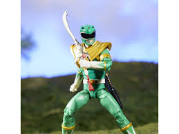 Bu ilk bölümlerde beş sıradan gencin mighty morphin power rangers'a dönüşmelerini ve güçlerini şeytani rita repulsa'ya karşı savaşmak için kullanmalarını seyrediyoruz. Mighty Morphin Power Rangers Lightning Collection Green Ranger