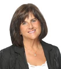 Cindy Greenwald, Golf and Luxury Home Specialist