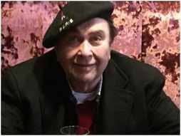 A retired army officer, kanwarpal had played supporting roles in many films and television serials. Yvofjyzazgycam