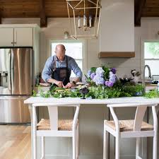 The easiest way to make your home feel festive and inviting is to fill your space with a bit of the natural world. Dinner Party Homewood Gourmet
