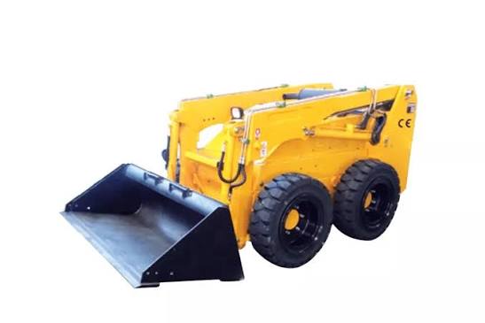 Mustang Manitou 2600R Skid Steer Loader