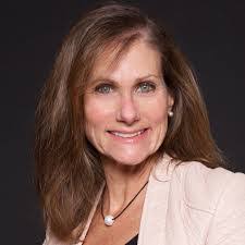 Lenore Weiss's Instagram, Twitter & Facebook