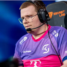 Zapdo (Daniel Kuhl) LoL İstatistikleri ve Haberler –