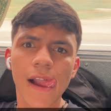 David Mares's Instagram, Twitter & Facebook