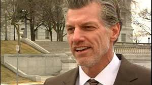 Ken Jacob's Instagram, Twitter & Facebook