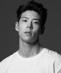 Mei 14, 2021 pukul 12:28. Choi Woo Sung Braces For His Difficult Character In Sell Your Haunted House Kdramadiary