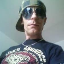 Stream Eric Urban music