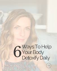 ➡️6 things you can do every day to support your body 💦Hydrate with  filtered water. Water helps to flush toxins, boosts cellular energy and  nutrient absorption. Choose filtered water to avoid contaminants