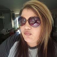 Kendra Ashby's Instagram, Twitter & Facebook