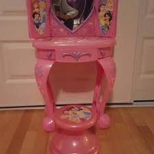 Joymor kids princess vanity table and chair set, kids vanity set with mirror, makeup dressing table with two 180° folding mirror for girls 4.3 out of 5 stars 332 $80.99 $ 80. Best Disney Princess For Sale In Dollard Des Ormeaux Quebec For 2021