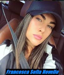 Francesca novello bagikan momen mesra bareng valentino rossi di misano. Biografia Di Francesca Sofia Novello Modella Di Biancheria Intima