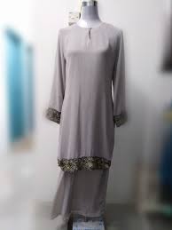 باجو كوروڠ) is a traditional malay costume which loosely translated as enclosed dress. Baju Kurung Kelabu Grey S Muslimah Fashion Others On Carousell