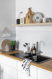 Für die lieferung der küche von ikea beziehungsweise der. Ikea Kuche Planen Und Aufbauen Tipps Fur Eine Skandinavische Kuche Dreieckchen Ikea Kuche Ikea Kuche Inspiration Ikea Kuchenideen