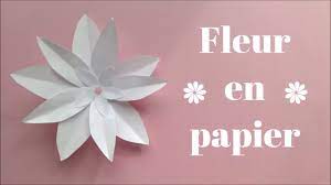 Il existe différentes méthodes pour faire des fleurs en papier. Diy Fleur En Papier Facile Youtube