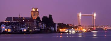 Meer over 'wij maken dordt!' Skyline Dordrecht Poster Frank Peters Ohmyprints