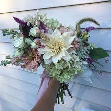 Wedding Bouquet Flower Delivery Flower Arrangements White Spray Roses