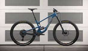 In the high setting, the bb height is a little higher for those tricky tech trails and/or when plus sized tires are required. Reference Hightower Model Year 2020 Santa Cruz Bicycles