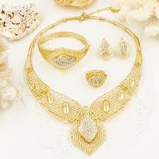 Cheap Gold Plated Jewelry Set Buy Quality Necklace Earring Set Directly From China Fashion Jewelry S Gold Jewelry Sets Gold Jewellery Design Necklaces Jewelry