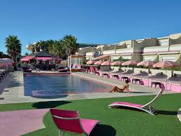 The jardin d´eden collection was created in 2010 by marcel wanders. Naturist Rental At The Jardin D Eden Residence Cap D Agde Your Rentals In Cap D Agde With The Specialists In Naturist Properties Agn Agency