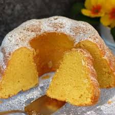 Rezeptebuch wir sind foodblogger und kochenthusiasten die ihre rezepte mit der welt teilen. Super Einfacher Saftiger Eierlikorkuchen Maria Es Schmeckt Mir