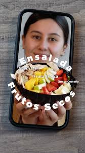 ¡Aliméntate con nuestras deliciosas Ensaladas en cualquier momento del día!  El mejor sabor lo encuentras en cuatro diferentes opciones:, 🥗Ensalada  Cesar: Ensalada con pechuga de pollo, queso ...