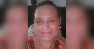 Eloise Summers's Instagram, Twitter & Facebook