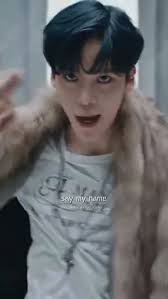 ATEEZ (에이티즈)