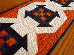 Halloween table runner quilt pattern. 28 Wicked Halloween Quilt Patterns Favequilts Com