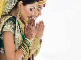 5 Fabulous Indian Wedding Photographers Fullonwedding Indian Wedding Photography Wedding Photography Indian Wedding