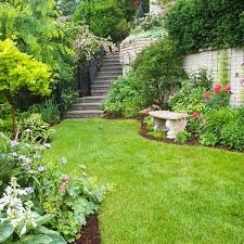 Gartengestaltung Am Hang Wie Konnen Sie Einen Hanggarten Gestalten Gartengestaltung Garten Garten Am Hang