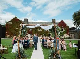 Gorgeous forest wedding at the stunning seagrave barns dunany. Quirky Wedding Venues Ireland 2021 2022 List Of Alternative Venues Wedding Venues Ireland By Wedding Pages