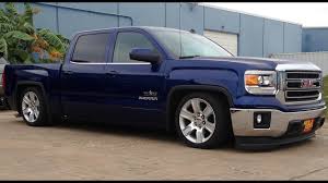 A lo lejos se ven llegando caravanas llegan trokas altas y también bien tumbadas con los vidrios oscuros retumbando corridos. 2014 2018 Silverado 6 9 Drop Kit Installation Reklez Youtube