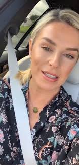 Poco by Pippa Pop Up