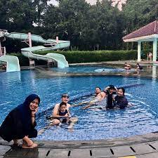 طالع جميع التعليقات البالغ عددها 12 عن ‪horison villa & golf gambir anom‬. Photos At Damai Indah Swimming Pool Bsd City 14 Tips