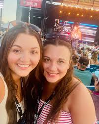 Closing out season 13 with some of the best people! I couldn't ask for  anything more from what they gave this season and I'm so fortunate to have  such great coaches by