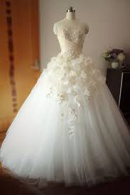 Showcasing Our Beautiful Finished Made To Order Dresses Without The Model Amazing Intricat Ball Gown Wedding Dress Ball Gowns Wedding Sweetheart Wedding Dress